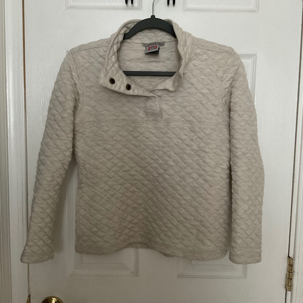 Avalanche Bone White Diamond Stitch Collared Medium Pullover with Buttons and Po